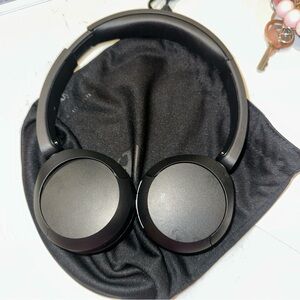 Sony WH-CH520 EXTRA BASS Noise Cancelling Bluetooth Headphones